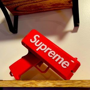 Supreme Cash Cannon With Supreme Money Bills